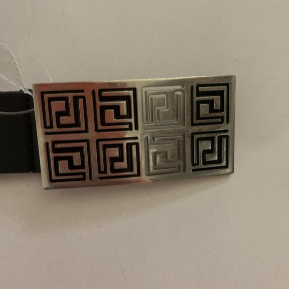 nwt VERSACE size 44" greek key LEATHER BELT - Picture 7 of 7